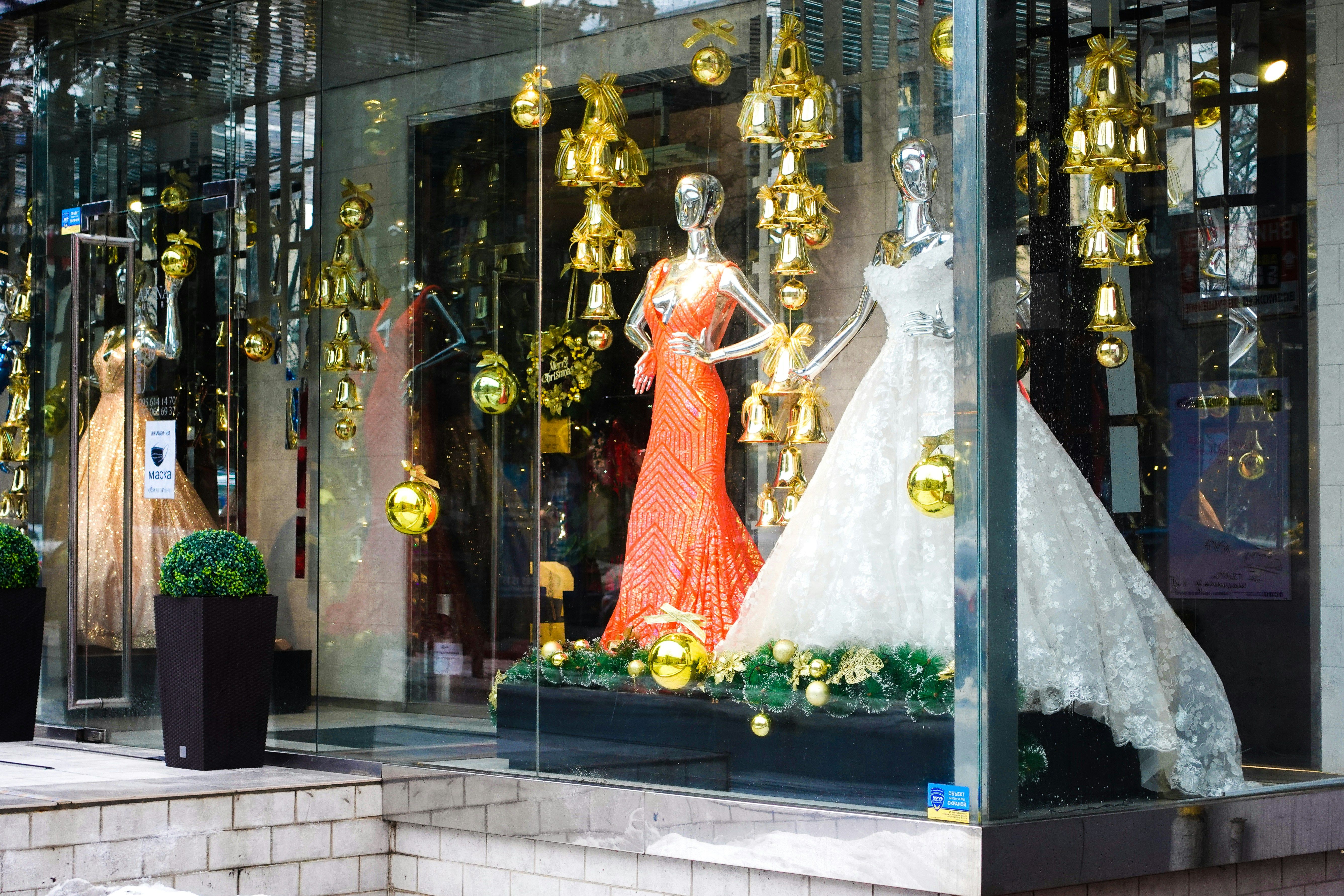 sizes-dresses-shipping-cro.jpg